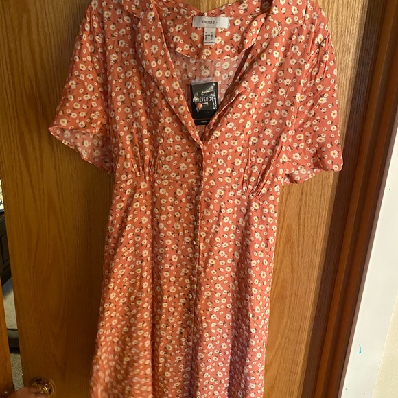 Pink Floral Dress - Picture 3 of 6